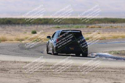 media/Oct-04-2025-OnGrid (Sat) [[44bd565ffa]]/Green Group/Grapevine/